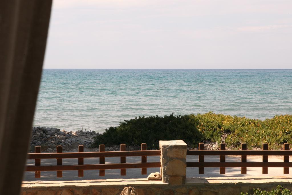 Horizonte Seafront Suites Kíssamos Exterior foto